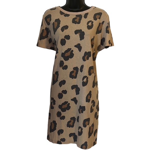 Forever 21 Dresses & Skirts - Forever 21 leopard Dress size 1x